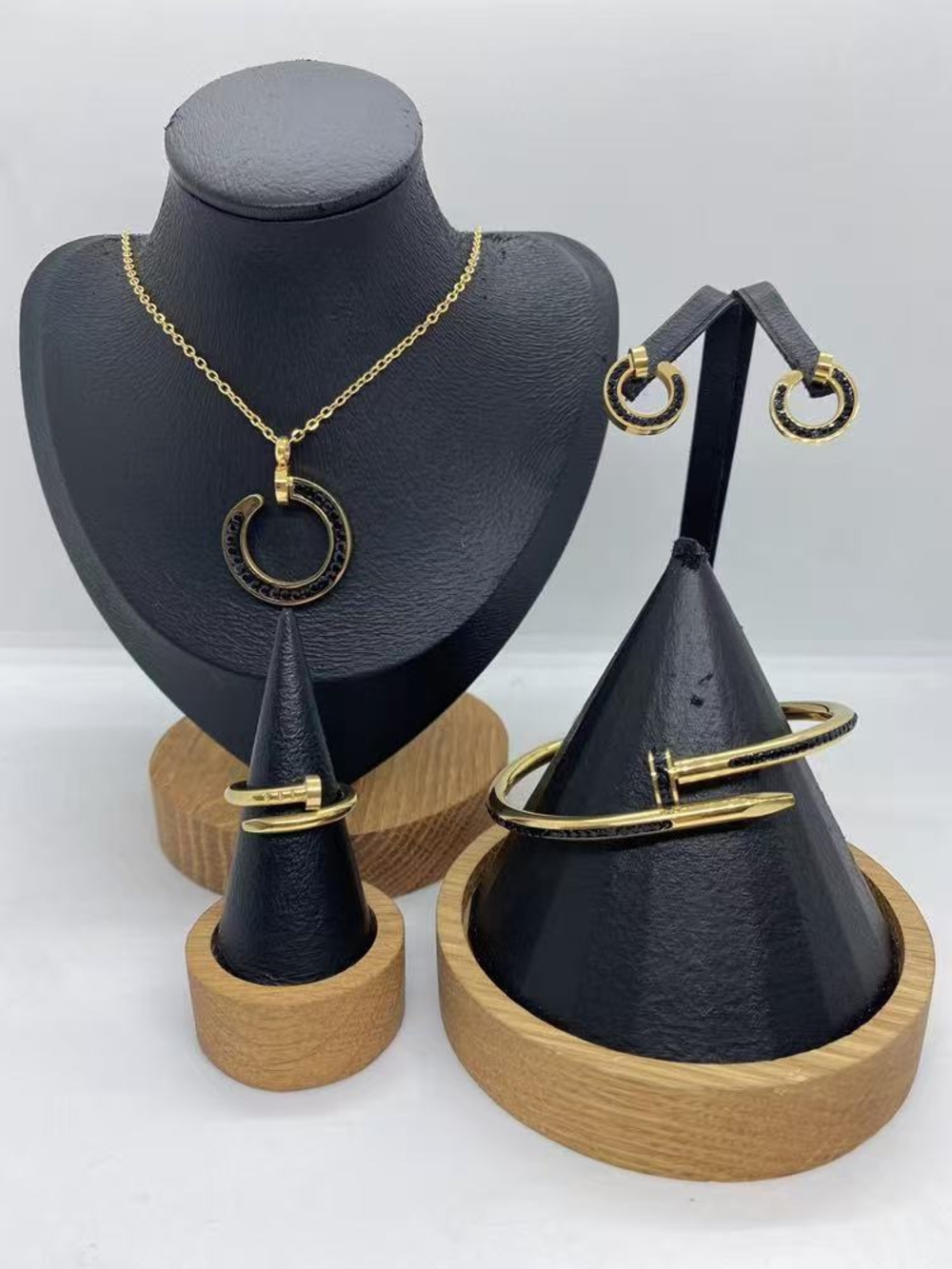 Gold-Tone Double Circle Necklace and Jewelry Set - Women